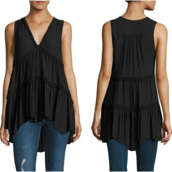 black sleeveless tunic dress